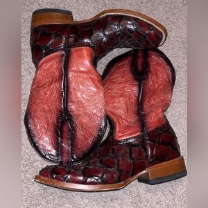 Men’s handmade cherry pirarucu square toe boots